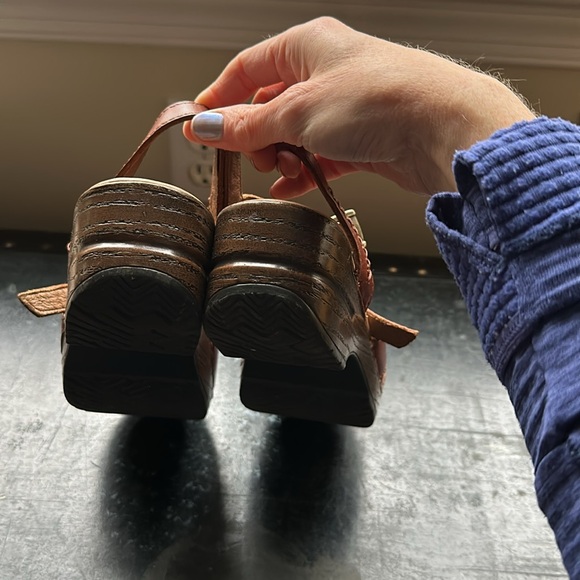 Dansko Mary Jane style closed toe sandal - Picture 3 of 5